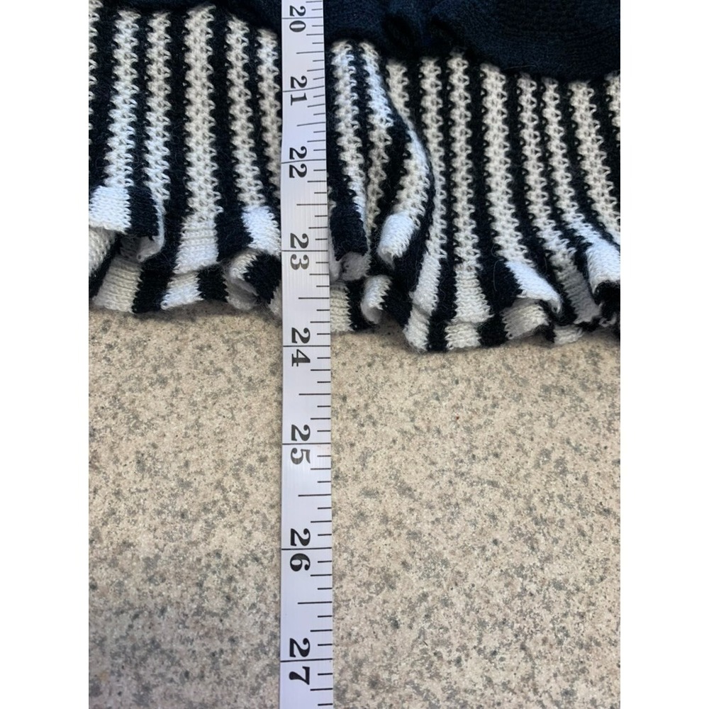 Philosophy by Republic Sz Med Women Ruffled Hem Sweater Black White Stripe Soft - Picture 8 of 8